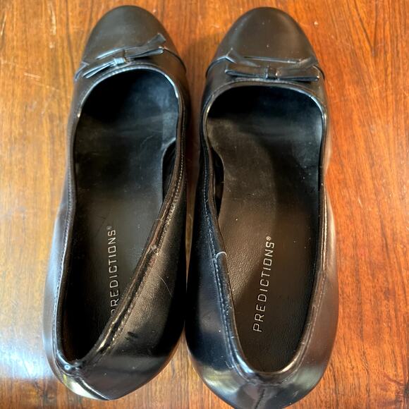 Predictions 3" heels women size 7W Vietnam made - Picture 8 of 8